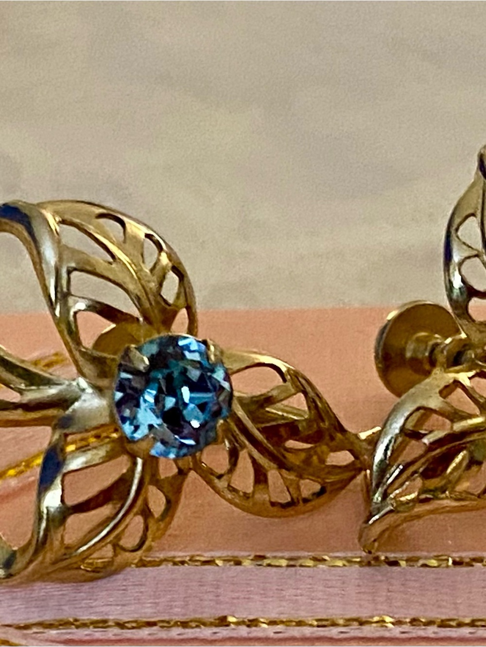 Delicate Gold Cut-Out Floral Screwback Earrings w/ Lovely Blue Rhinestones ex. C